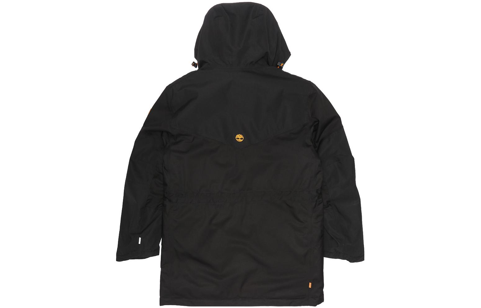 Lookbook Chaqueta Timberland Negra Aislada con Capucha Casual Hard Shell. A2EZ2-001