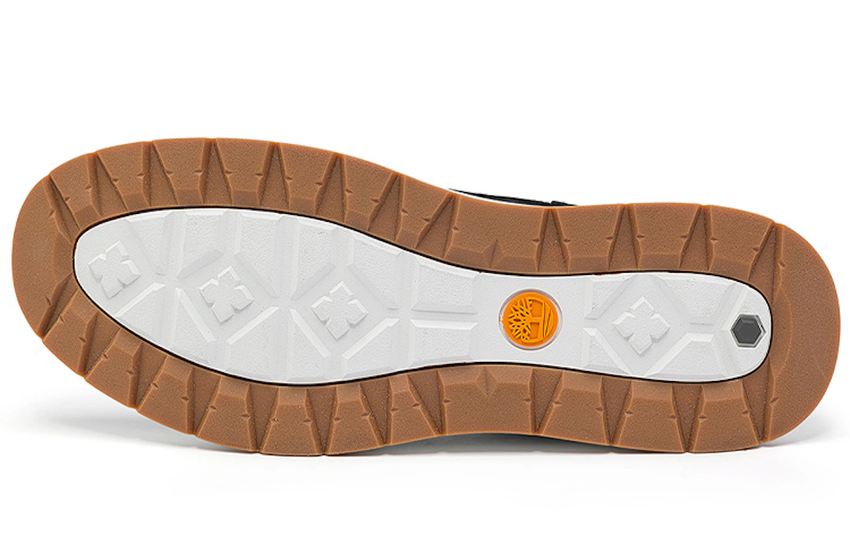 Timberland Maple Grove Wide Fit Leather Chukka Boots 'Black'