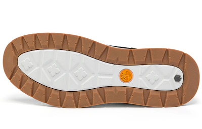 Timberland Maple Grove Wide Fit Leather Chukka Boots 'Black'