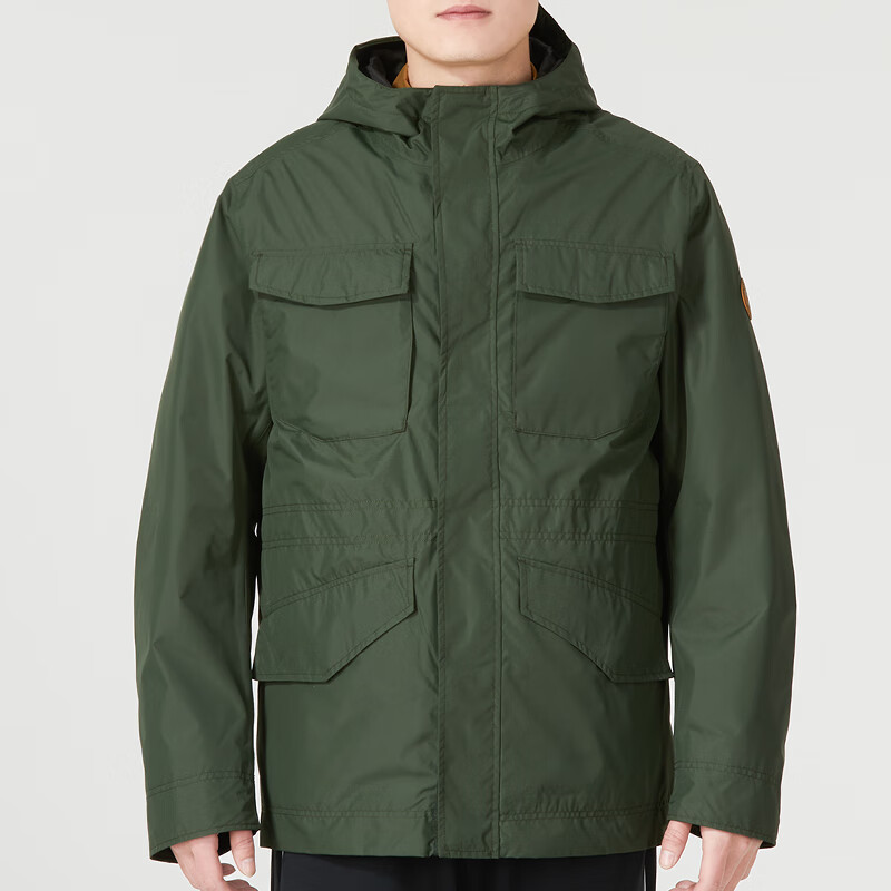 Lookbook 添柏岚绿色防风连帽休闲双穿多口袋夹克 A2EQV-U31