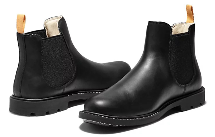 Shop Timberland Belanger EK+ But Chelsea 'Hitam' A2FMQ015
