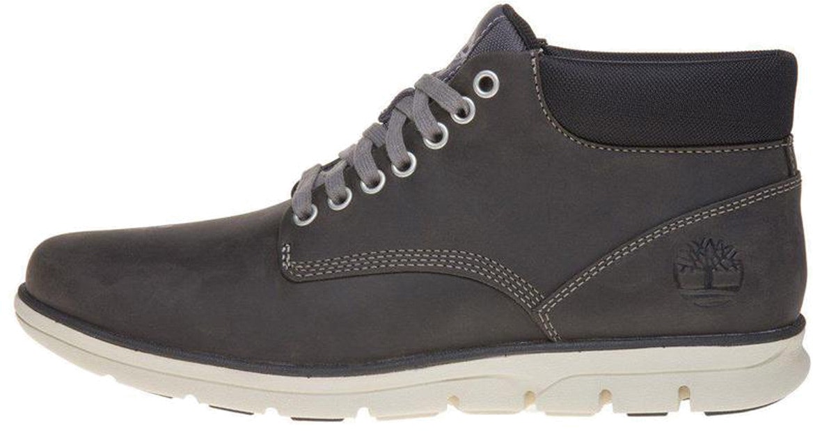 timberland-bradstreet-black-white-01-c3-a1-df