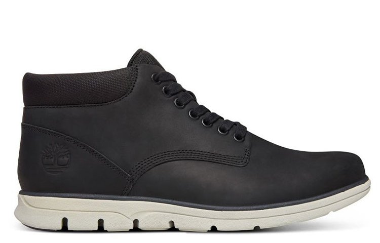 Order Timberland Bradstreet Chukka 'Hitam' A1SRC