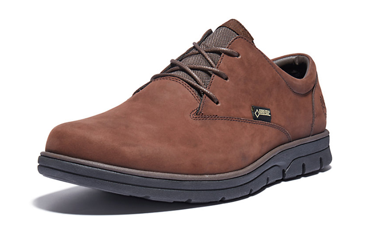 Lookbook Timberland Bradstreet GTX 'Coklat Gelap' A14B1242