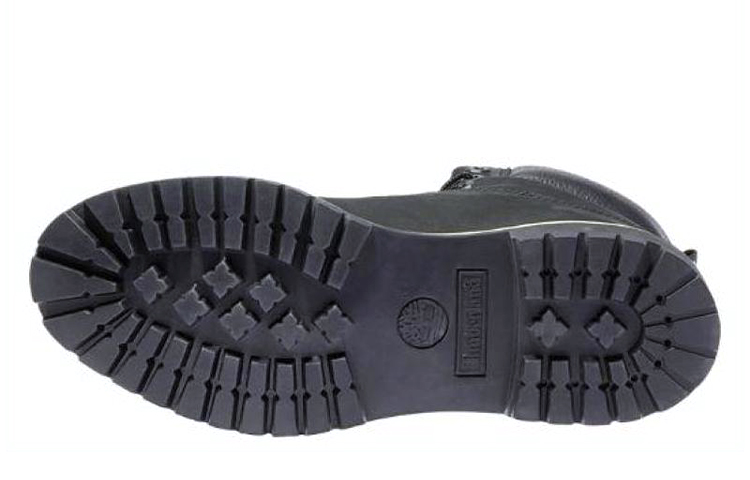 Shop Timberland Chukka 'Hitam' A2ECJ001