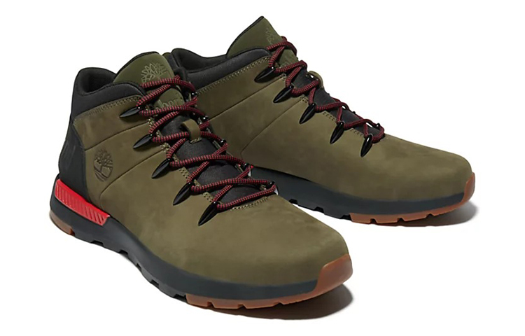 Shop Timberland添柏嵐 Chukka 舒適休閒 短筒 戶外靴 墨綠色