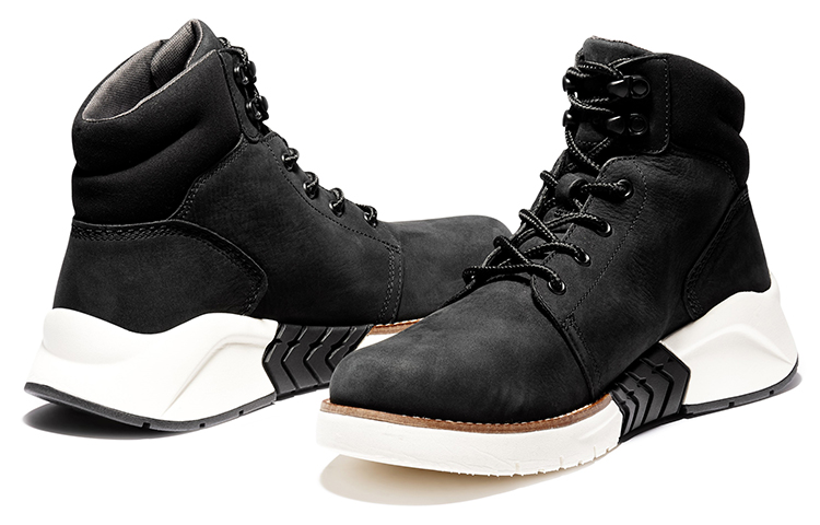 Order Timberland Chukka M.T.C.R. 'Hitam' A1ZBN015