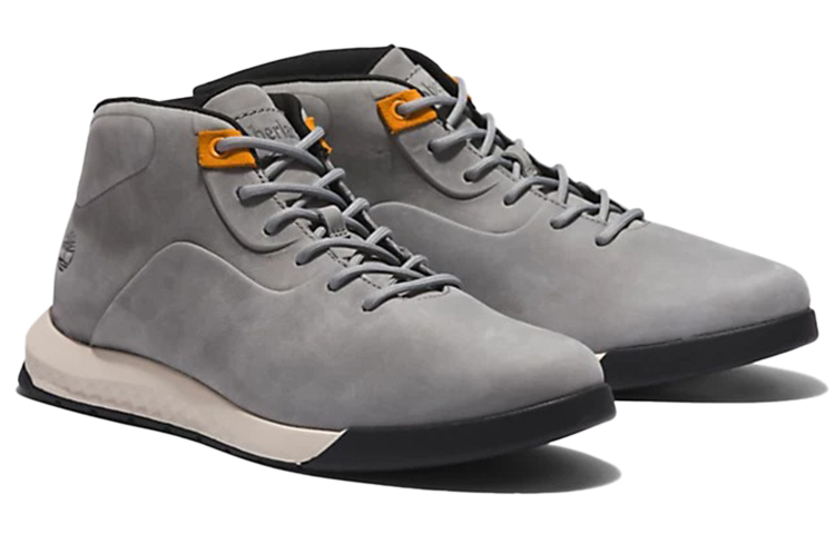 Lookbook Timberland Chukka Nite 'Abu-Abu Keren' A2G8E085