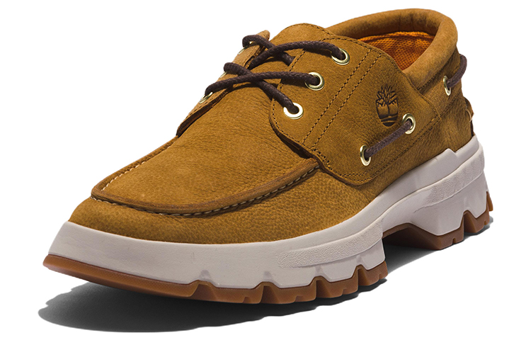 Shop Timberland添柏蘭 EK+ Moc-Toe 舒適 耐磨 低筒 運動休閒鞋 男款 土黃色