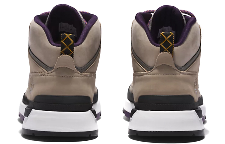 Details for Timberland Field Trekker Hiker 'Kelabu' A2NE3K51