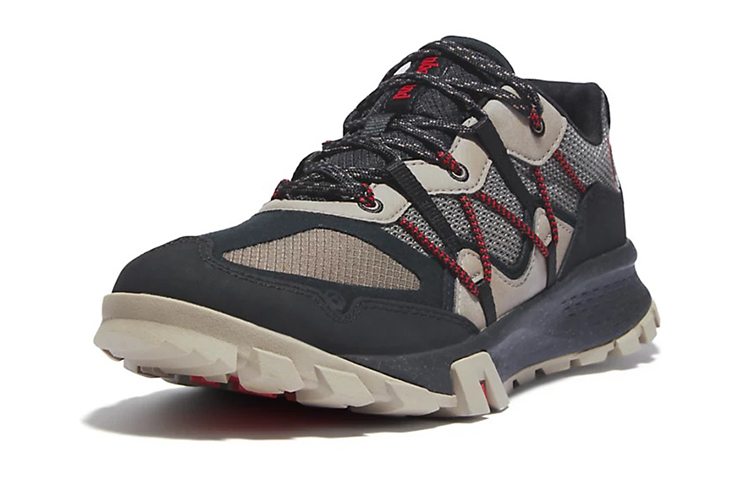 Lookbook Timberland Garrison Trail 'Hitam Abu-abu' A2DC5237