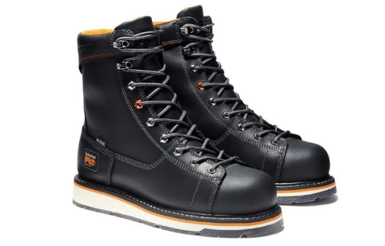 Lookbook Timberland Sepatu Kerja Outdoor High-Top Hitam Nyaman A16SS001