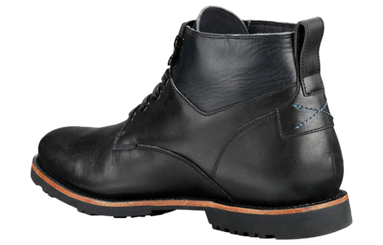Shop Timberland添柏嵐 Kendrick 舒適百搭工裝靴 黑