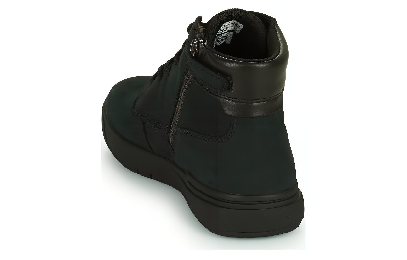 Purchase 添柏岚低帮“黑色生活休闲” TB0A5RS40151