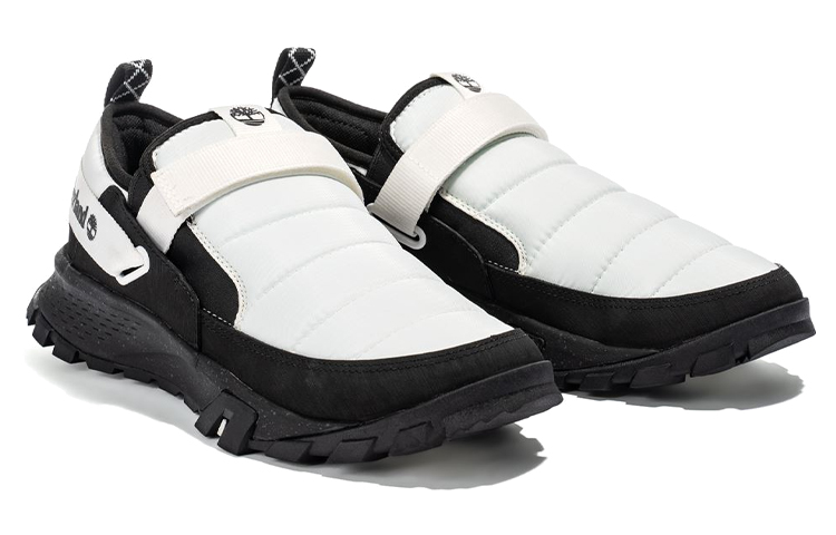 Shop Timberland Mills Falls 'Keselesaan Kasual Putih' A2CPG