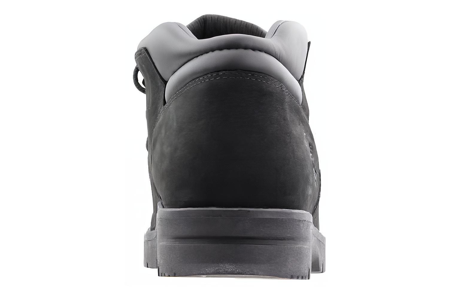 Shop Timberland Newtonbrook 'Boot Hitam Utility' 0176BA09