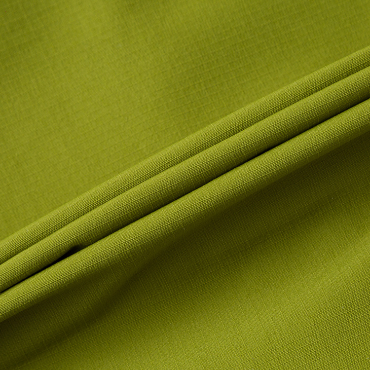 Shop Timberland 戶外防水防風外套 軍綠色 A41SF-EID