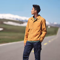 Shop Timberland 麥色工裝印字戶外夾克 A61G9-P47
