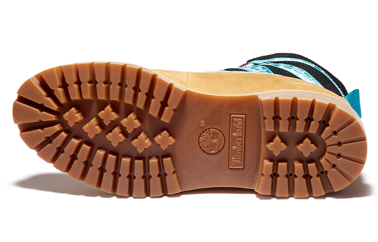 Shop ティンバーランド プレミアム 防水ブーツ (ウィート) A2NYJ231