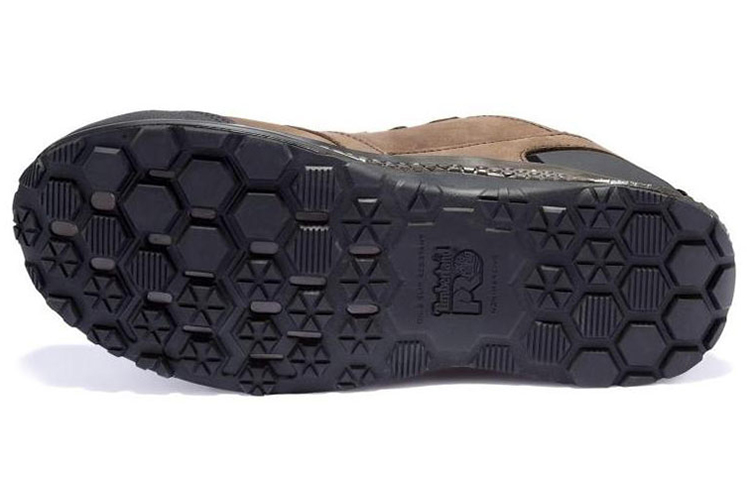 Shop Timberland添柏嶺 Reaxion 戶外舒適低筒工裝靴 棕色