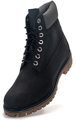 Timberland Classic Boot 6 Inch Tahan Air 'Abu Gelap' A2DSJ019 Lookbook Timberland Classic Boot 6 Inch Tahan Air 'Abu Gelap' A2DSJ019