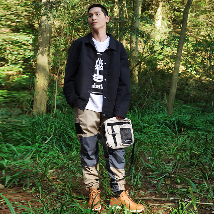 Purchase Chaqueta Negra Casual de Manga Larga Timberland SS22 A26ZZ-001