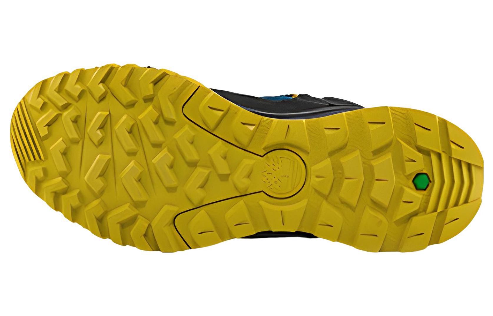 Shop ティンバーランド トレイルクエスト 防水ハイキングブーツ (黒/黄) A2P2UM