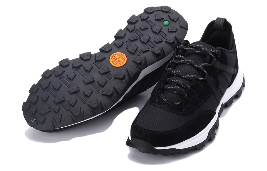 Shop Timberland Treeline Mountain Runner Kasut 'Hitam' A65CC