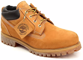 Shop Timberland Kalasik Oxford Kalis Air 'Coklat' TB073538