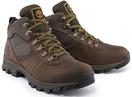 Timberland 添柏岚 防水耐磨戶外靴 深棕色 寬版 Shop Timberland 添柏岚 防水耐磨戶外靴 深棕色 寬版