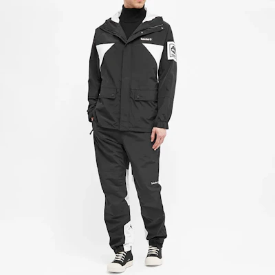 Timberland x MASTERMIND WORLD Logo Print Colorblock Hoodie Jacket Black Men’s. A28YC-N92 Lookbook Timberland x MASTERMIND WORLD Logo Print Colorblock Hoodie Jacket Black Men’s. A28YC-N92