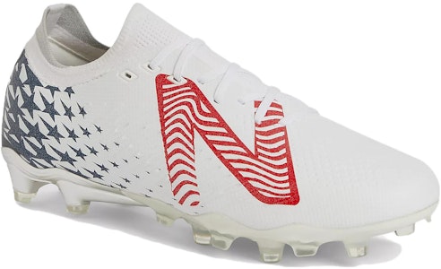 Timothy Weah x New Balance Tekela v4 Pro Low FG 'Queens' Finest' Fútbol. ST1FLGC4 Lookbook Timothy Weah x New Balance Tekela v4 Pro Low FG 'Queens' Finest' Fútbol. ST1FLGC4