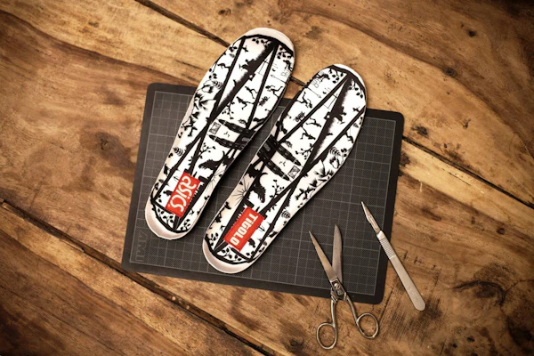 Titolo x ASICS Gel Lyte 3 'Papercut' H50VK-9001 2