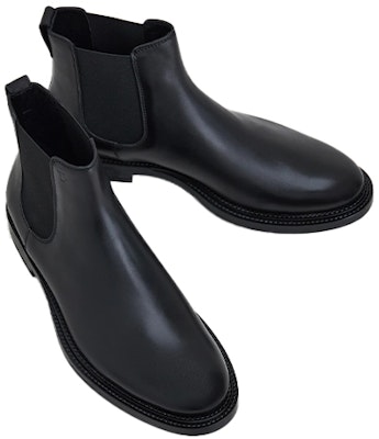 토즈 슬릭 블랙 레더 첼시 부츠 (Tod's Sleek Black Leather Chelsea Boots - shortened) XXM62C00P20OLWB999 Lookbook 토즈 슬릭 블랙 레더 첼시 부츠 (Tod's Sleek Black Leather Chelsea Boots - shortened) XXM62C00P20OLWB999