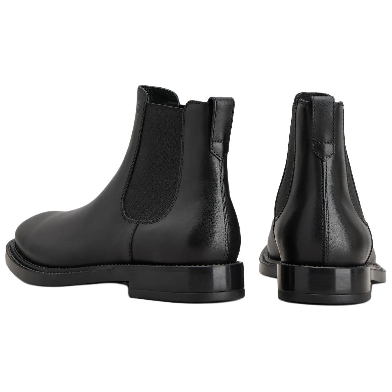 Shop 토즈 슬릭 블랙 레더 첼시 부츠 (Tod's Sleek Black Leather Chelsea Boots - shortened) XXM62C00P20OLWB999