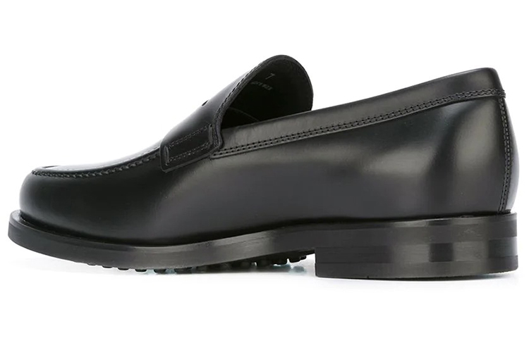 Lookbook TOD‘S 經典環帶樂福鞋 黑色