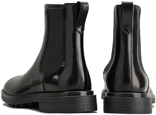 토즈 블랙 패션 레더 첼시 부츠 (Tod's Black Fashion Leather Chelsea Boots - shortened) XXM40K00P20AKTB999 Lookbook 토즈 블랙 패션 레더 첼시 부츠 (Tod's Black Fashion Leather Chelsea Boots - shortened) XXM40K00P20AKTB999