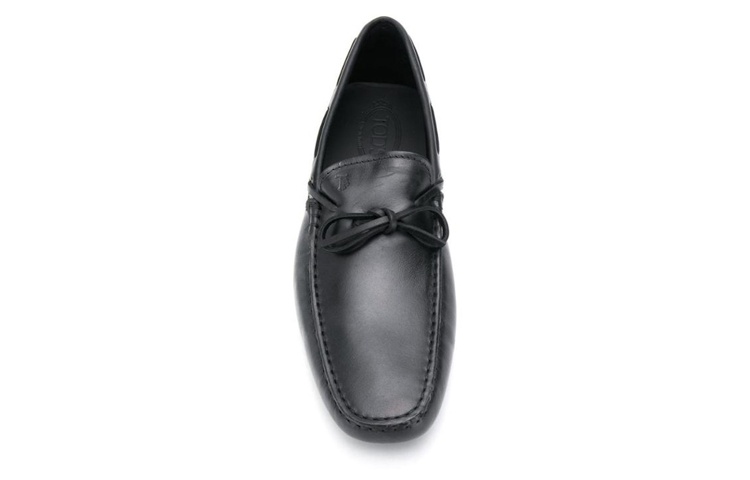 Shop TOD'S レザー レースアップシューズ (ブラック) XXM0GW05470MRSB999