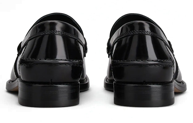 TOD'S Kasut Loafer Kulit 'Hitam' XXM26C0ER60AKTB999 Lookbook TOD'S Kasut Loafer Kulit 'Hitam' XXM26C0ER60AKTB999