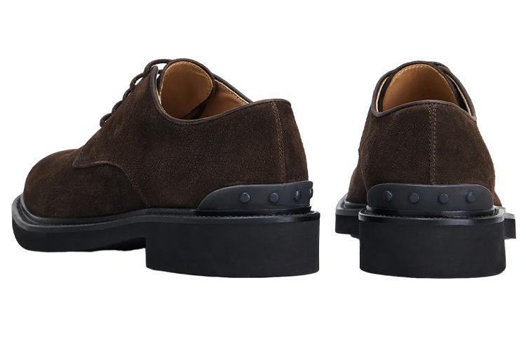 Lookbook Zapatillas TOD'S de Cuero Marrón con Cordones y Caña Baja XXM06H00C20RE0S800