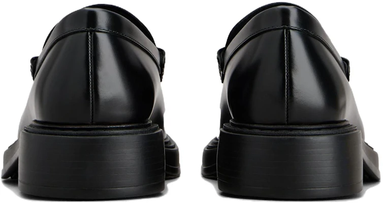 토즈 블랙 라운드 토 로퍼 (Toju Beullaek Raundeu To Lopeo) XXM61K0AI40LYGB999 Shop 토즈 블랙 라운드 토 로퍼 (Toju Beullaek Raundeu To Lopeo) XXM61K0AI40LYGB999