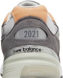 Todd Snyder x New Balance 992 Buatan USA '10th Anniversary' M992TA Sizing Todd Snyder x New Balance 992 Buatan USA '10th Anniversary' M992TA