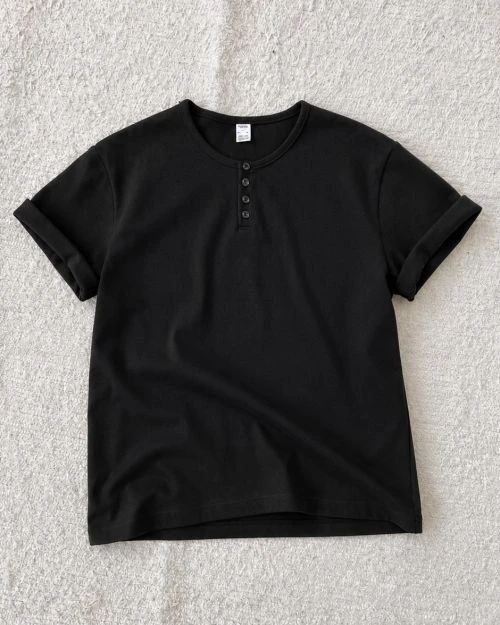 toffee-s-xxl-slim-crop-henley-neck-half-t-shirt-black-t6-s-schnhts-23-bk