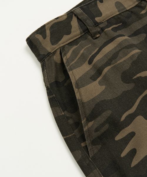 Shop TOFFEE Camo Cotton Bermuda Shorts (Deep Khaki) T6S-CCBPT49