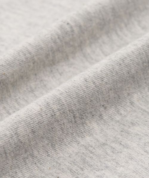 Shop TOFFEE Minimal Raglan Long Sleeve (Navy) T5F-MRLS29NA