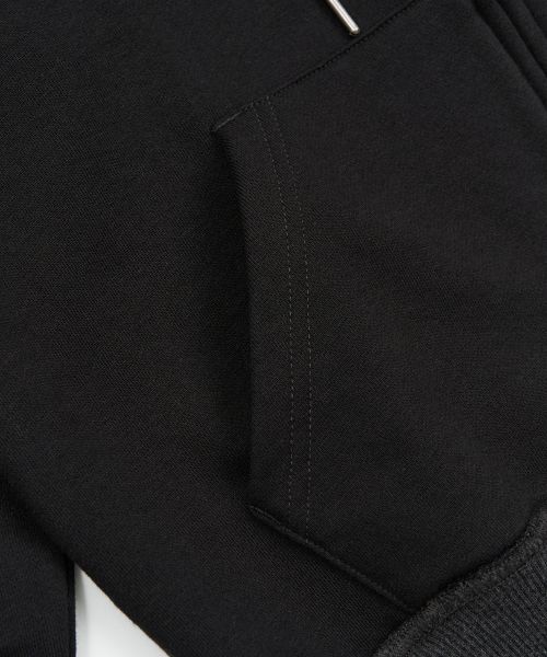 Details for Toffee Semi Crop Hood Zip-Up (Black) T6S-SCHZU04BK