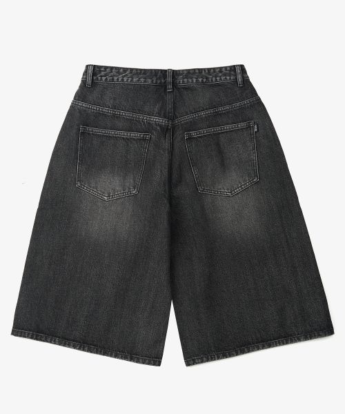 Lookbook TOFFEE Washed Bermuda Denim Pants (Grey) T4S-WBDPT227GY