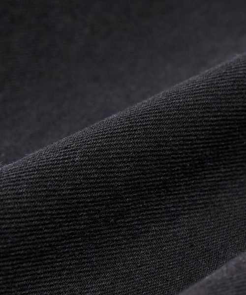 Details for TOFFEE Washed Bermuda Denim Pants (Washed Black) T5S-WBDPT227WB