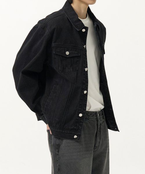 Toffee Washed Black Denim Trucker Jacket T4S-WDTJ212