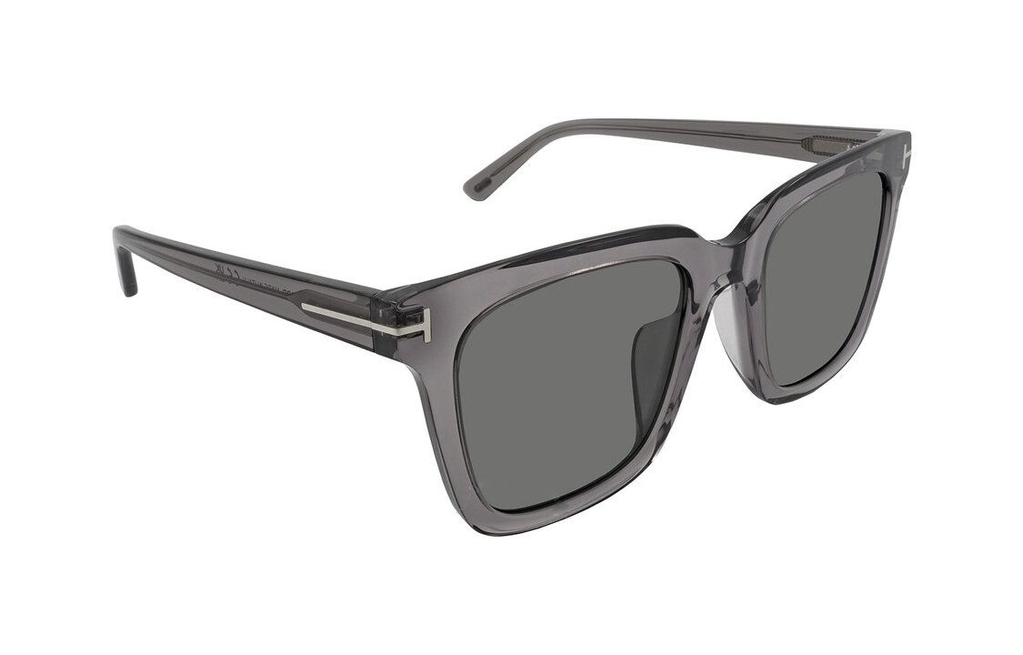 Lookbook Gafas de sol cuadradas Tom Ford hombre gris acetato con logo en las patillas. FT0969K20A55